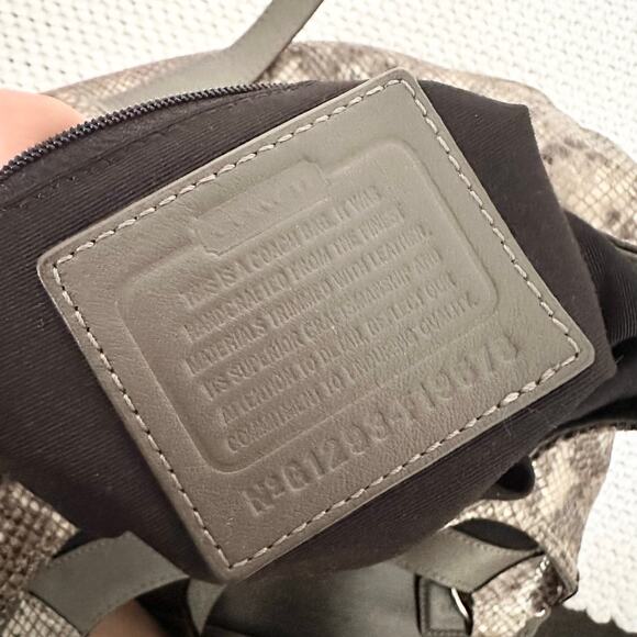 Coach Maggie Python Madison Embossed Leather Beige Grey Snake Shoulder Bag Hobo - Picture 10 of 10